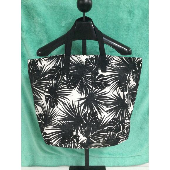 JADEtribe Canvas Tote Bag Black and White Palm Magnet Closure - Picture 1 of 5